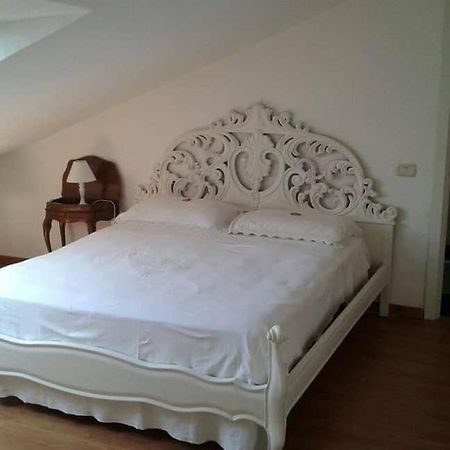 Bed and Breakfast La Casa Di Milady Дженцано-ді-Рома Екстер'єр фото